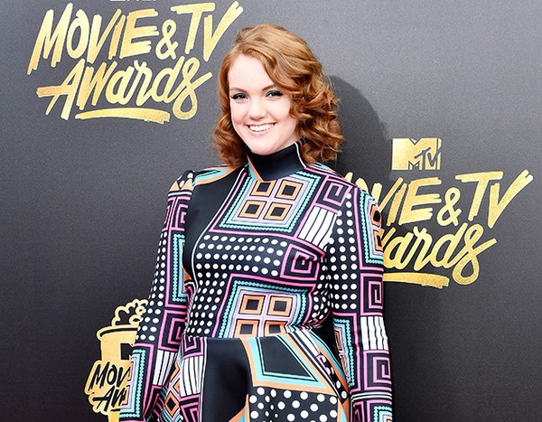 Shannon Purser from MTV Movie & TV Awards 2017: Red Carpet Arrivals | E